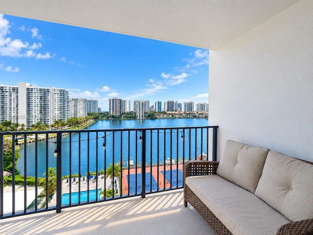 2750 Ne 183rd Street #1009, Aventura