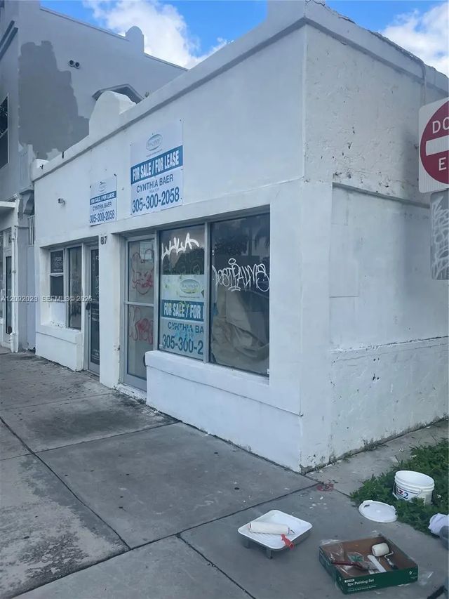 2 of 6 - 817 Sw 8th Street, Miami, FL