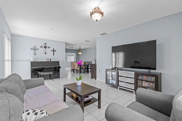 5 of 35 - 294 Nw 134th Court, Miami, FL