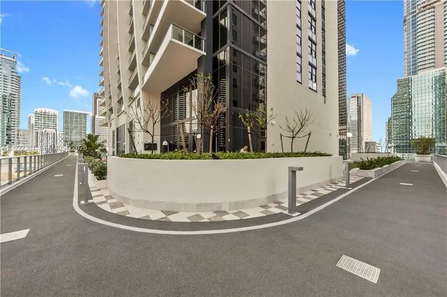 4 of 48 - 1010 Brickell Avenue #4503, Miami, FL