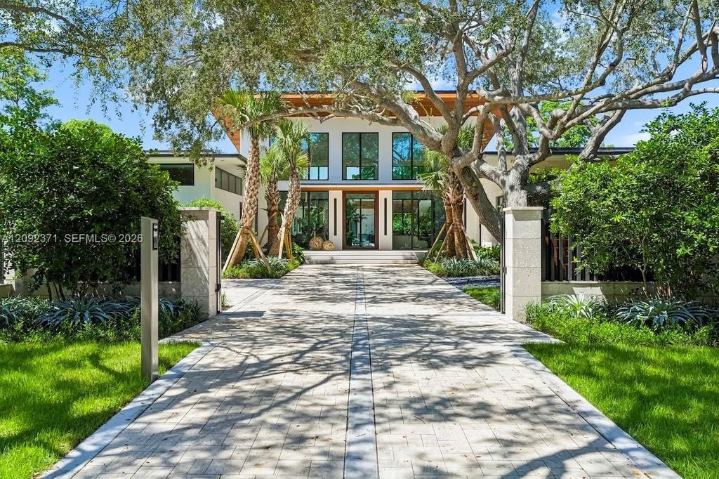 12250 Sw 62nd Avenue, Pinecrest