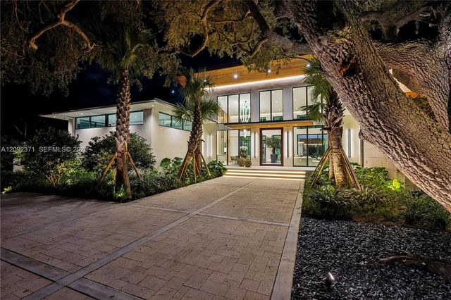 5 of 102 - 12250 Sw 62nd Avenue, Pinecrest, FL