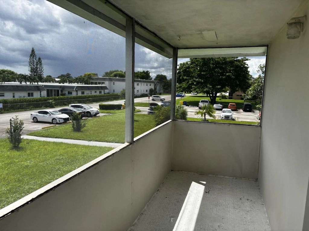 363 Sheffield O, West Palm Beach