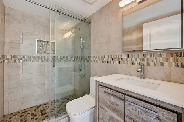 4 of 38 - 8075 Nw 7th Street #503, Miami, FL