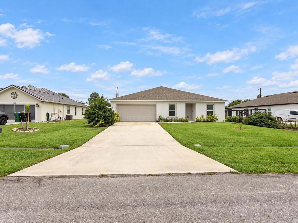 4065 Sw Hablow Street, Port St. Lucie