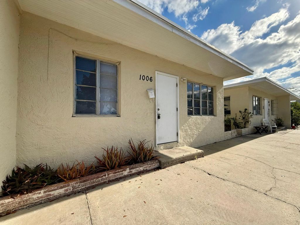 1006 2nd Avenue N, Lake Worth Beach