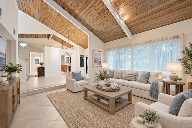 4 of 44 - 101 W Spearfish Lane, Jupiter, FL
