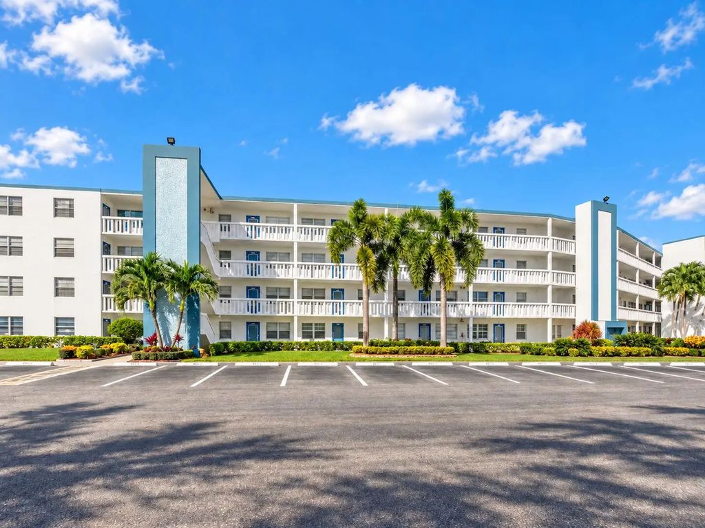 1061 Exeter D, Boca Raton