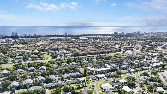 3 of 64 - 60 Camelia Circle, Tequesta, FL