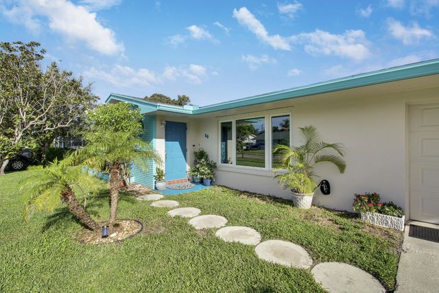 5 of 64 - 60 Camelia Circle, Tequesta, FL