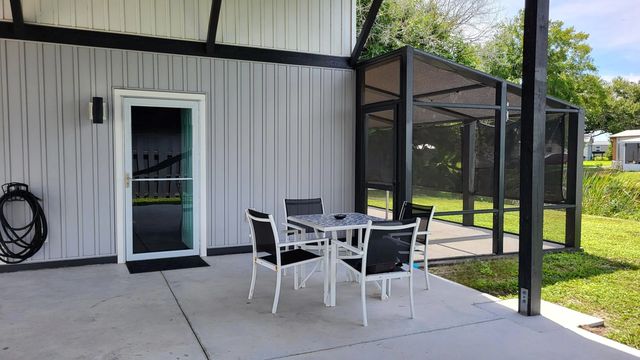 4 of 51 - 1052 10th Street, Okeechobee, FL