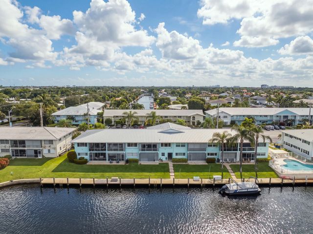 4 of 35 - 2330 Ne 36th Street #11, Lighthouse Point, FL
