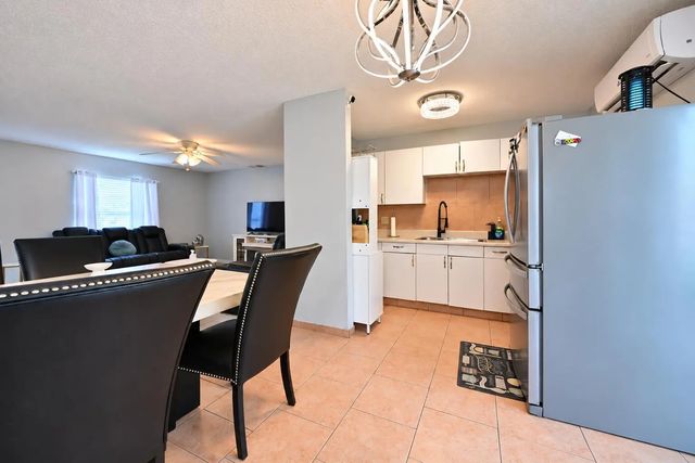 5 of 20 - 420 Sw Parish Terrace, Port St. Lucie, FL