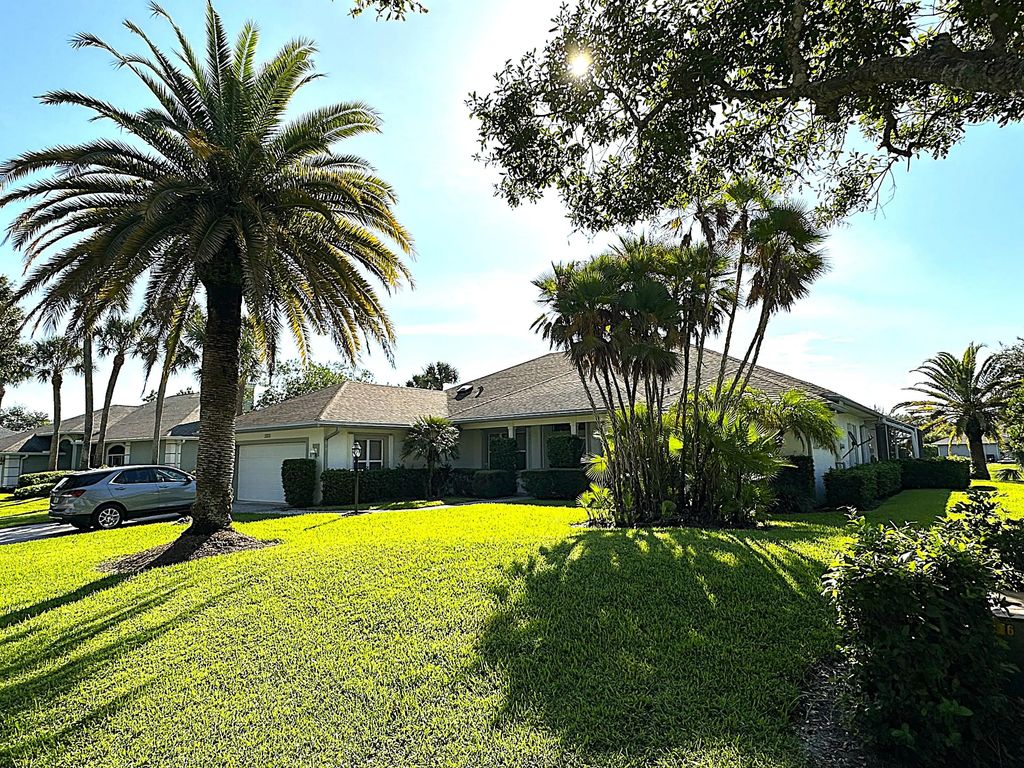 2263 Sw Danforth Circle, Palm City