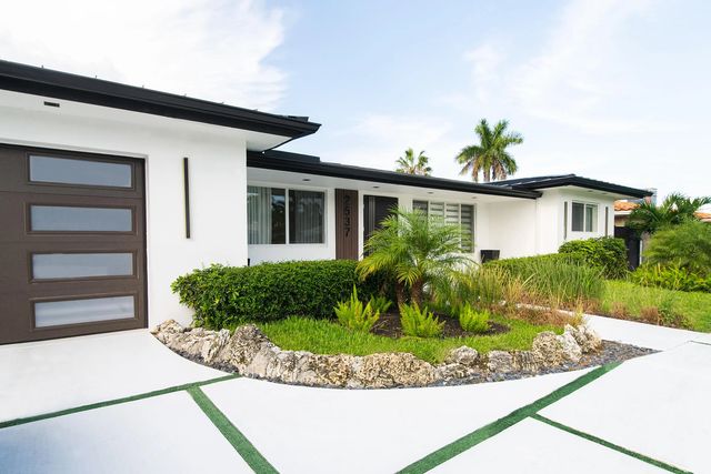 2537 Se 10th Court, Pompano Beach