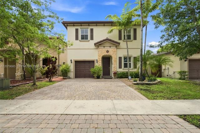 2466 Ne 3rd Court, Homestead