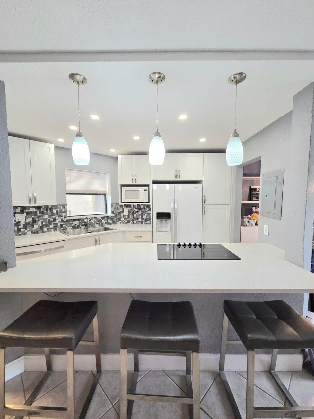 6655 W Broward Boulevard #203, Plantation