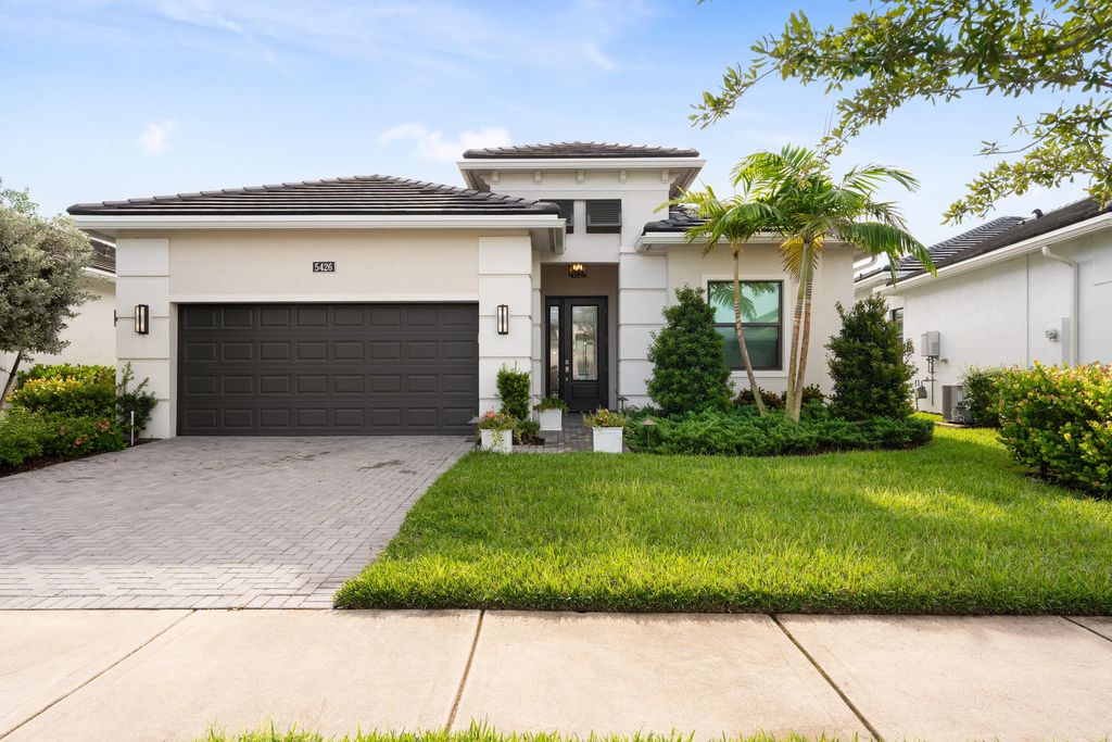 5426 Hutchinson Way, Westlake