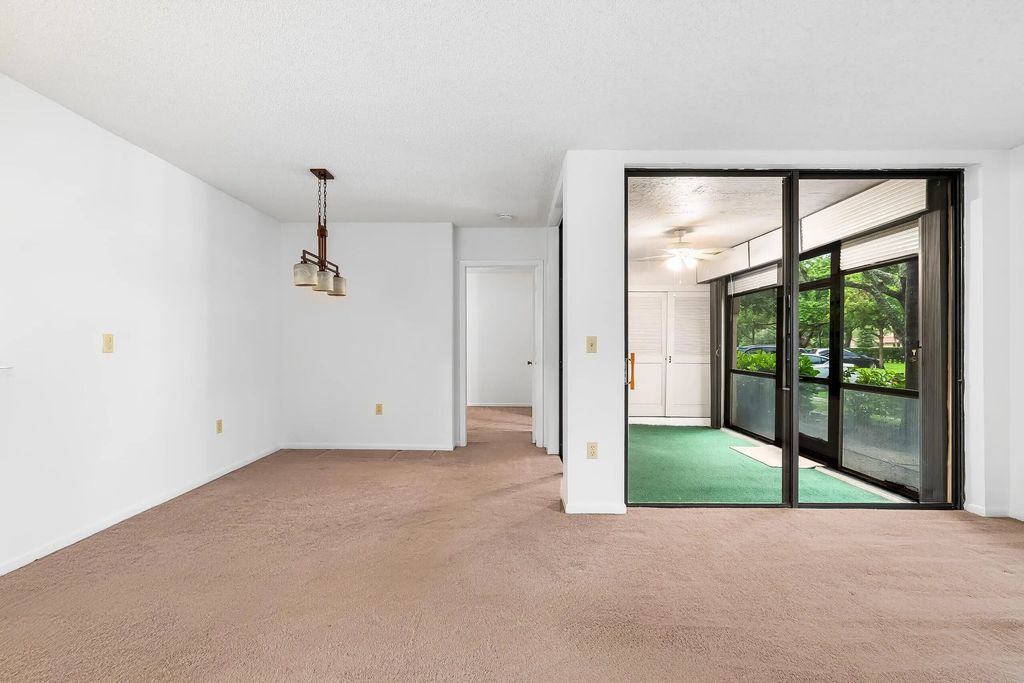 10661 Nw 14th Street Nw #unit 235, Plantation
