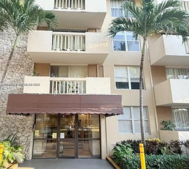 2 of 24 - 1800 Sans Souci Boulevard #428, North Miami, FL