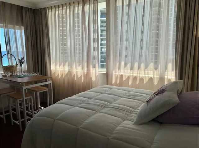 5 of 30 - 19201 Collins Avenue #644, Sunny Isles Beach, FL