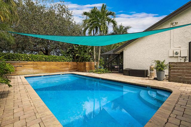 3 of 55 - 941 Bayberry Point Drive, Plantation, FL