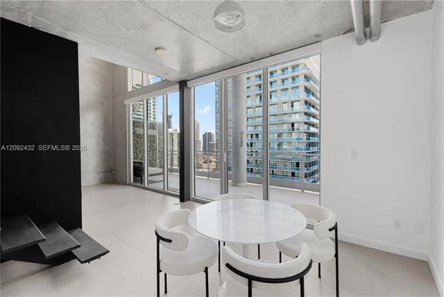 3 of 47 - 690 Sw 1st Court #phii12, Miami, FL