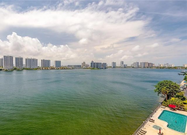 2 of 4 - 17600 N Bay Road #n302, Sunny Isles Beach, FL