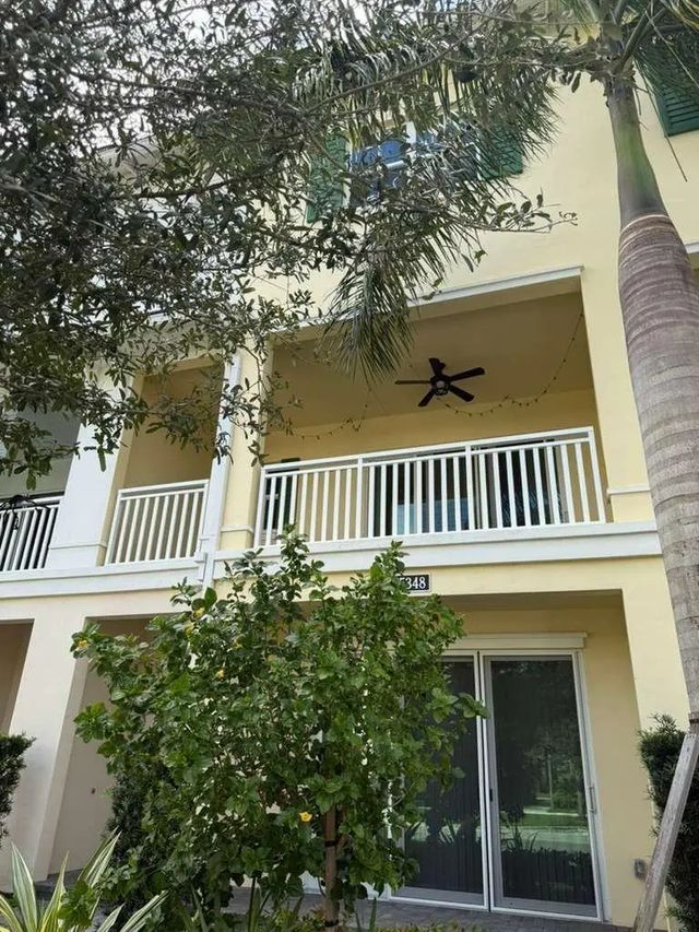 5348 Sagan Lane, Palm Beach Gardens