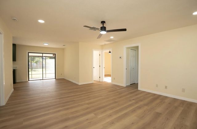 4 of 31 - 661 Sw Cynthia Street, Port St. Lucie, FL
