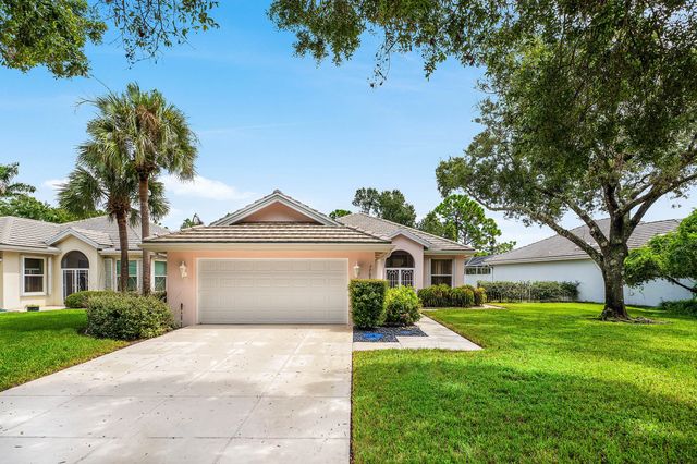 7708 Se Bay Cedar Circle, Hobe Sound