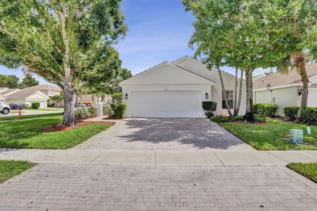 106 Hamilton Terrace, Royal Palm Beach