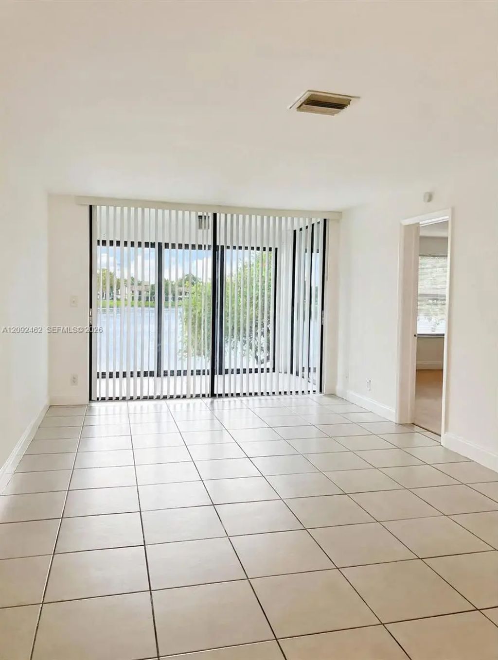 217 Lake Pointe Drive #204, Oakland Park