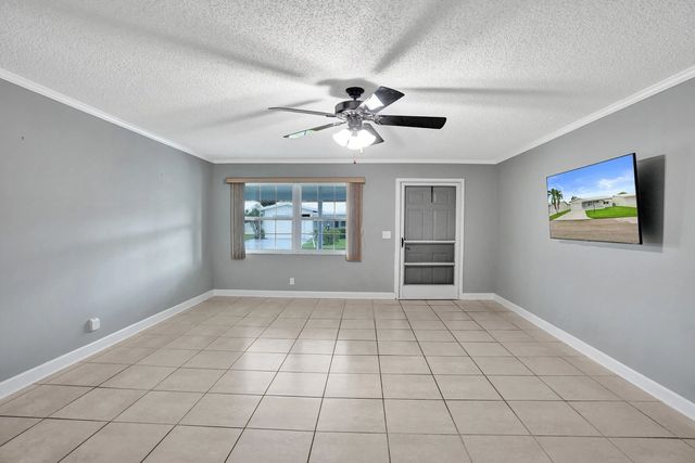 3 of 39 - 1013 Sw 15th Street, Boynton Beach, FL