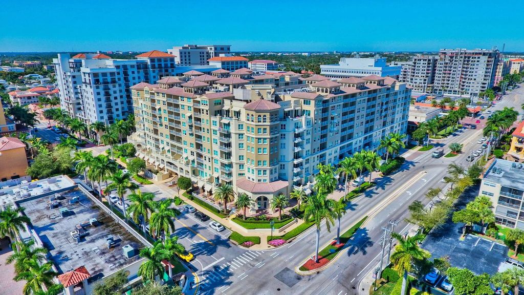 99 Se Mizner Boulevard #ph37, Boca Raton