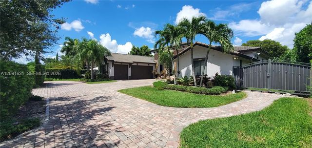 4 of 31 - 12965 Sw 197th Street, Miami, FL