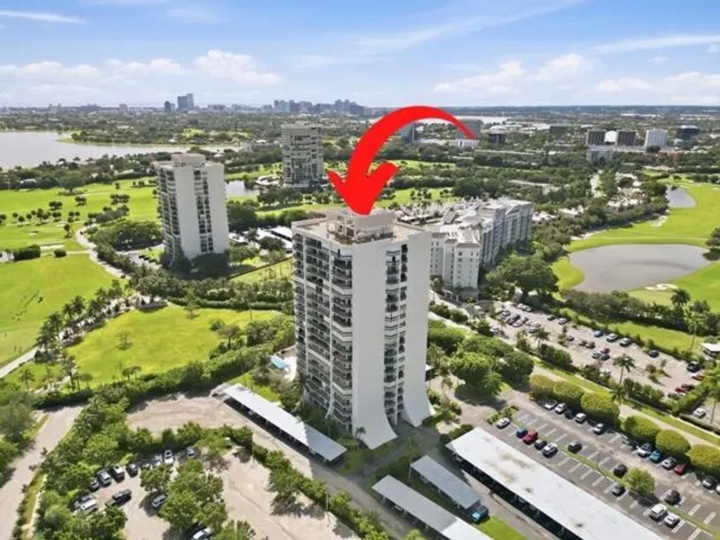 2400 Presidential Way, West Palm Beach