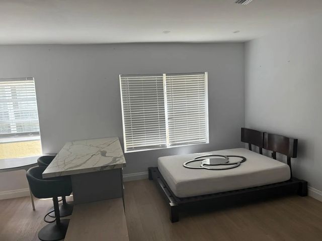 2 of 7 - 1358 Pennsylvania Avenue #307, Miami Beach, FL