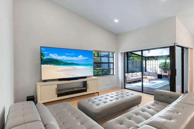 4 of 28 - 1150 Nw 22nd Avenue, Delray Beach, FL