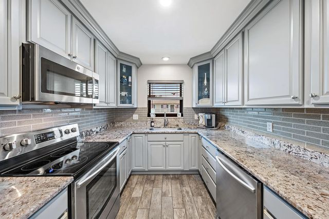 3 of 20 - 755 Saturn Street #e203, Jupiter, FL