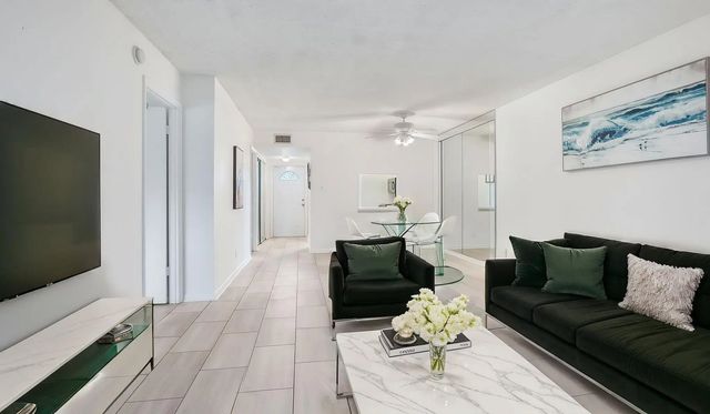 2 of 26 - 601 Nw 78th Terrace #106, Margate, FL