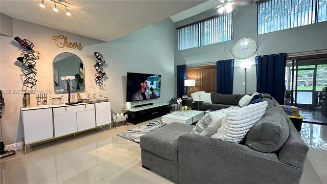 5 of 42 - 5012 S University Drive, Davie, FL