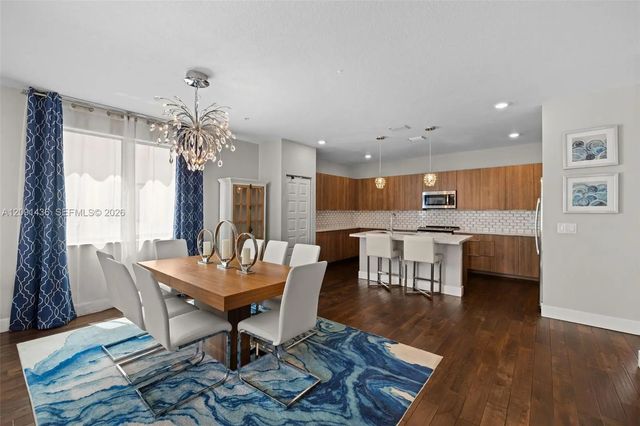 4 of 38 - 4720 Nw 84th Court, Doral, FL