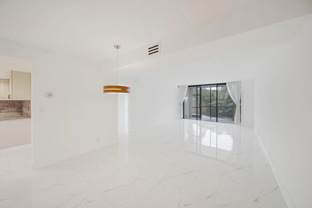 4 of 25 - 16300 Golf Club Road #114, Weston, FL