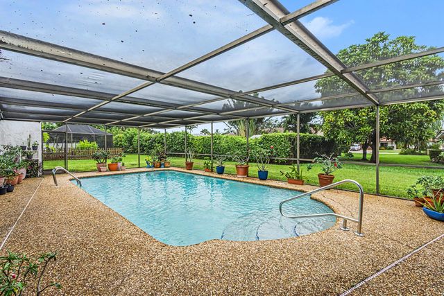 3 of 28 - 415 Sailboat Circle, Weston, FL