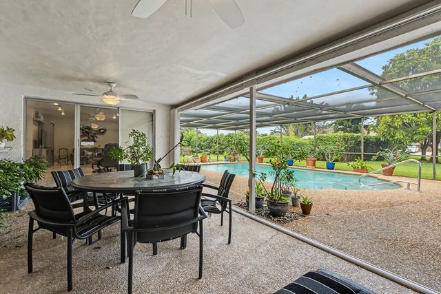 4 of 28 - 415 Sailboat Circle, Weston, FL