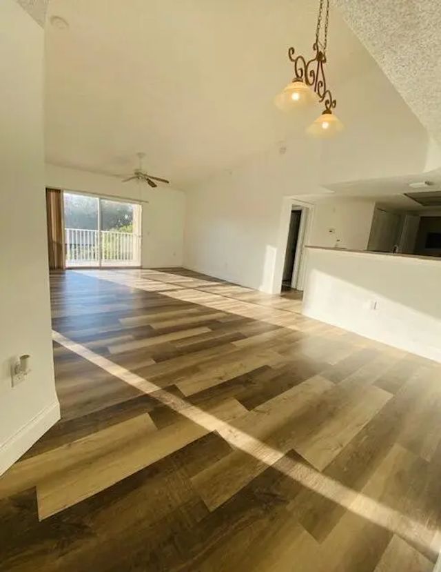 4 of 16 - 5021 Wiles Road #apt 301, Coconut Creek, FL