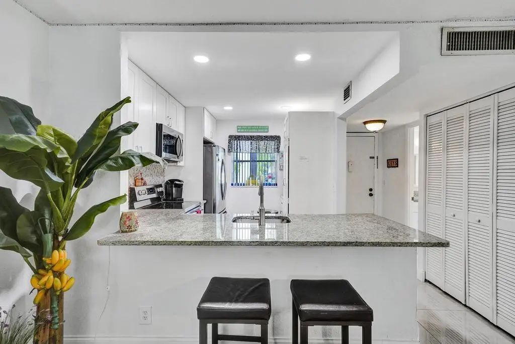 3060 Holiday Springs Boulevard #106, Margate