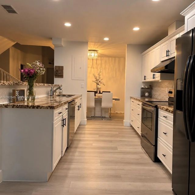3 of 20 - 4678 Nw 30th Street, Coconut Creek, FL