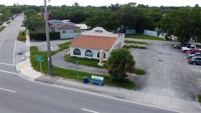 3 of 6 - 14100 W Dixie Highway, North Miami, FL